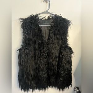 Black faux fur vest size XL